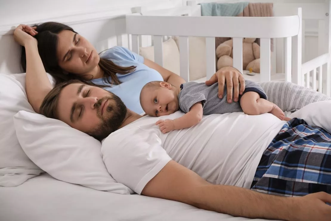 Manque de sommeil et parentalité : comment aider bébé à dormir pour